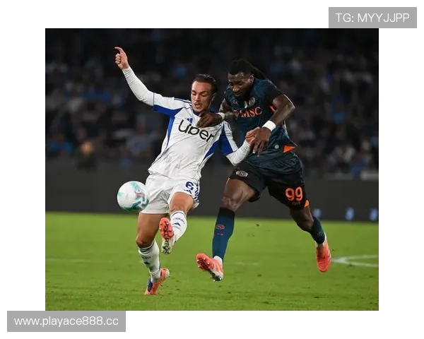 法布雷加斯批评科莫比赛态度 称其过于自我中心如同拜仁球员