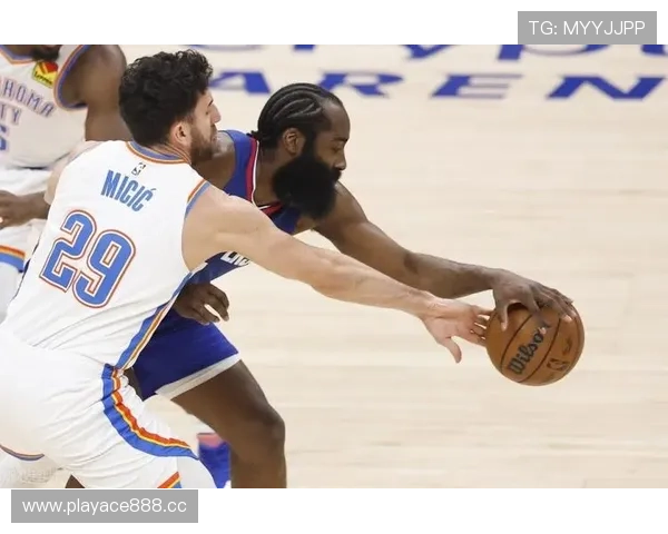 哈登达成1700次抢断里程碑 超越库里成现役第4人仅次于保罗詹姆斯威少